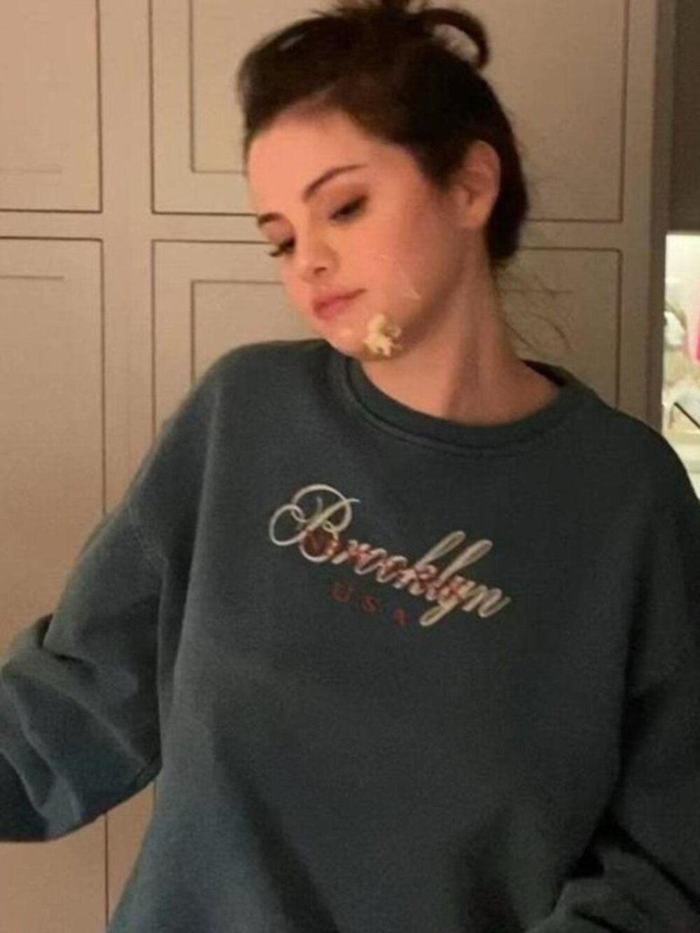 urban outfitters brooklyn new york crewneck sweatshirt